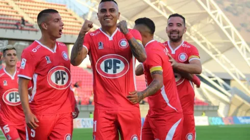 Calera suma tres victorias en cuatro fechas del torneo nacional.