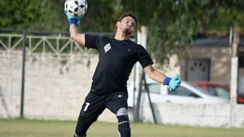Nicolás Fernández, feliz y reconocido arquero homosexual.