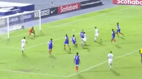 Lucas Passerini se estrena en el Cruz Azul con un golazo por Concachampions