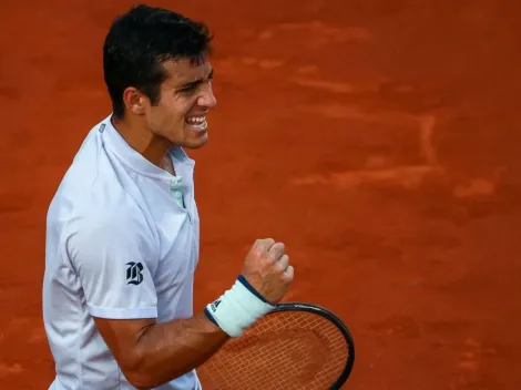 Cristian Garin gana un interrumpido partido y se mete en semis