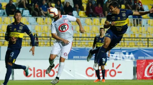Everton y La Calera cierra la jornada de sábado del fútbol chileno.