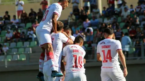 Copiapó y San Luis golearon en sus estrenos.