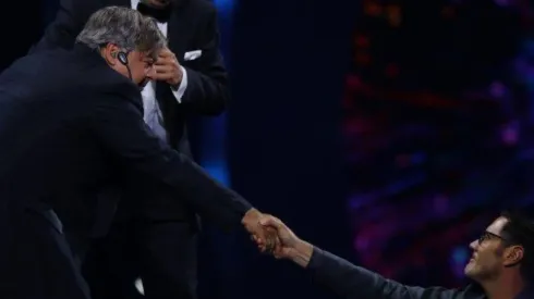 Belloni se acercó a Pancho Saavedra durante su actuación en Viña.