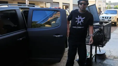 Renuncia director de migración de Paraguay por caso Ronaldinho.