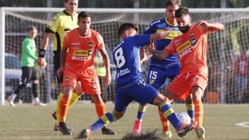Barnechea versus Cobreloa.