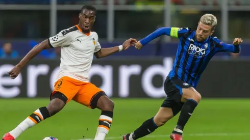 Atalanta sacó gran ventaja en Italia.