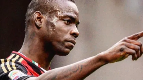 Balotelli hace un llamado a cuidarse por el coronavirus.