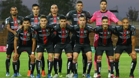 Palestino estalla en contra de la Municipalidad de La Cisterna.