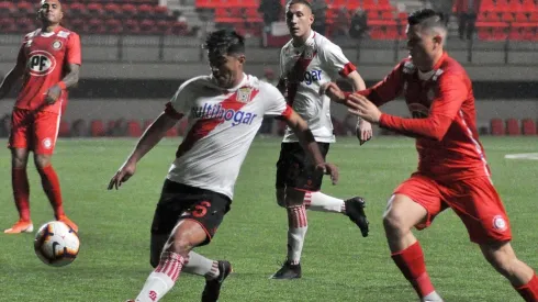 Partido que cerrará el futbol de día lunes.