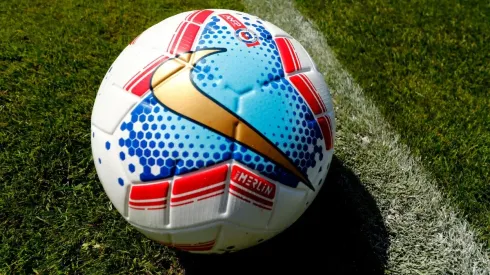 La pelota queda parada, por ahora.