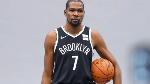 Kevin Durant llamó a la calma y a los cuidados.