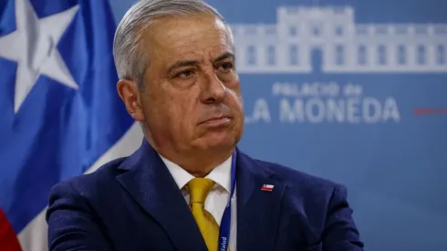 28 de enero del 2020/SANTIAGOEl ministro de Salud, Jaime Mañalich, junto a la Subsecretaria de Salud, Paula Daza, da un punto de prensa, en el salón azul del Palacio de la Moneda, para informar sobre el plan de contingencia por la posibilidad de detectar contagio en Chile del coronavirus, FOTO: SEBASTIAN BELTRAN GAETE/AGENCIAUNO