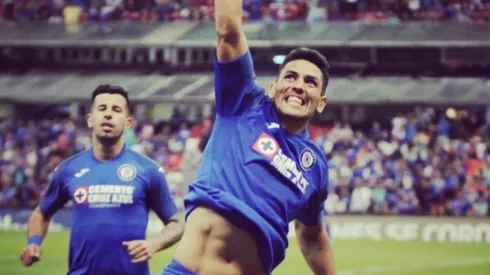 Destacan a Passerini en México y Argentina por donación a un hospital.