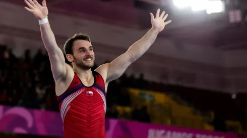 González pide cuarentena total por el covid-19.