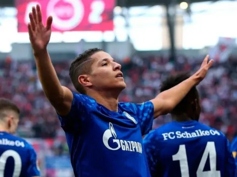 ¡Burro! Jugador del Schalke 04 es multado por violar la cuarentena