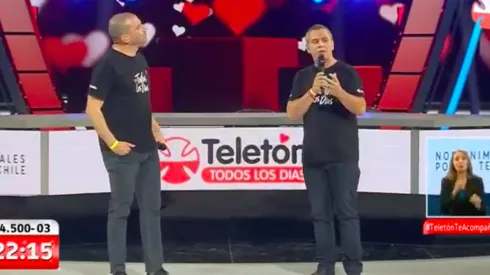 Elfenbein y Viñuela no tenían feed back en vivo, lo que provocó una extraña situación.