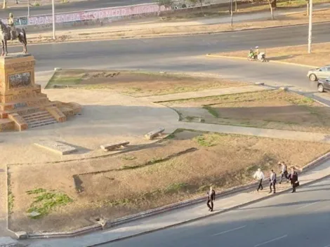 Video | Piñera se saca foto en Plaza Italia