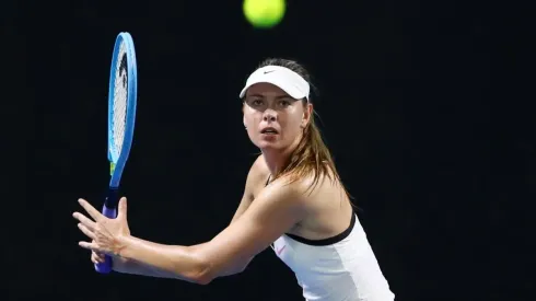 Sharapova comparte su número de teléfono.