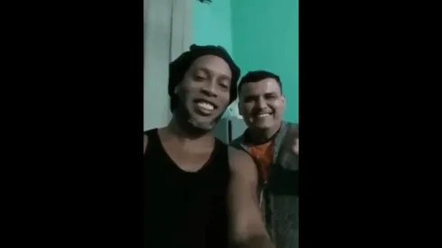 Ronaldinho cumplió un mes preso en Paraguay