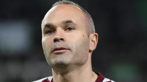 Iniesta cuenta cómo se vive la pandemia en Japón