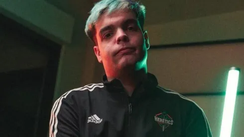 Force ficha por Team Heretics