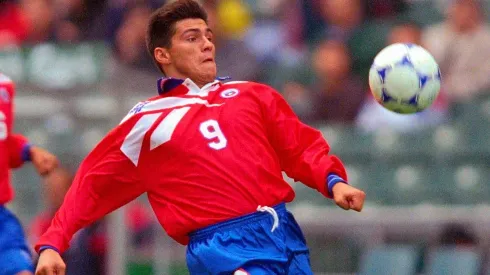 Marcelo Vega en la Roja en un partido ante Irán.