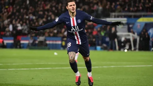 Mauro Icardi festejando un gol del PSG