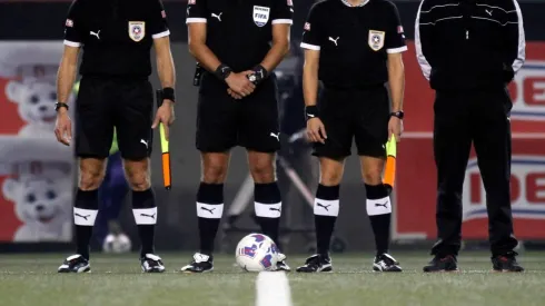 Los árbitros sin licencia expresaron su molestia por los bajos sueldos