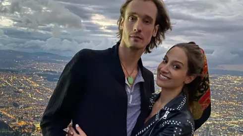 Daniela Palavecino se comprometió en un santuario de Bogotá, Colombia.