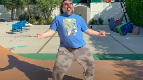 Jack Black la rompe en Tik Tok con sus particulares bailes.