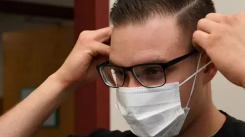 El uso de mascarilla ha traído complicaciones para algunos.