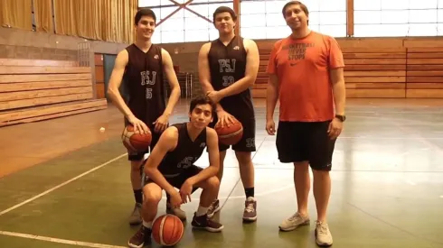 El equipo representativo por Chile en el Mundial Escolar ISF es el colegio Patrocinio de San José.