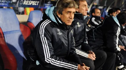 Manuel Pellegrini en el banco del Real Madrid