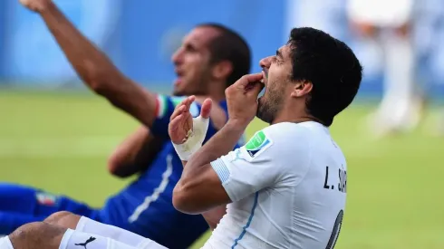 Suárez estuvo cuatro meses suspendido