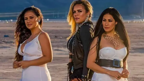 La canción de Karol G está en portugués y español.