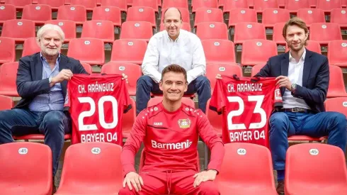 Charles Aránguiz firma nueva contrato con el Leverkusen