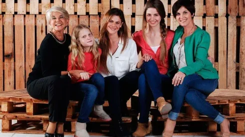 Paola Volpato encabeza la familia protagonista de "Pituca sin Lucas".