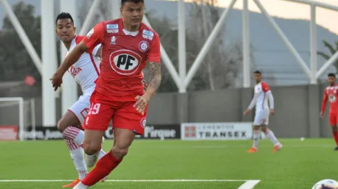 Walter Bou con Unión La Calera ante Ñublense