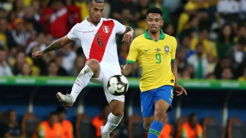 Miguel Trauco ante Brasil en la Copa América