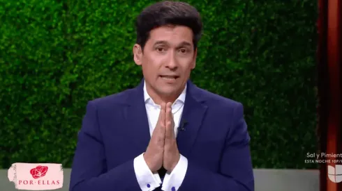 Rafael Araneda en el emotivo momento televisivo que vivió en Univisión.