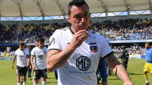 La postura de Esteban Paredes ya no es unánime en Colo Colo