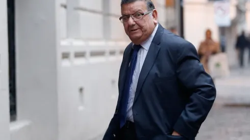 El senador Rabindranath Quinteros dio positivo por coronavirus.