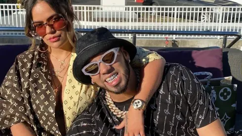 Karol G y Anuel AA ya van a cumplir alrededor de dos años juntos.