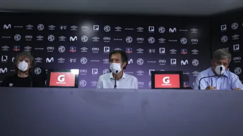 Mosa y Blanco y Negro no negociarán más