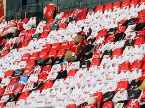 Camisetas, bufandas y peluches le dan color a la galería del Colonia