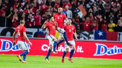 Vidal y Aránguiz no tiene problemas, pero los hinchas quieren levantar una pelea