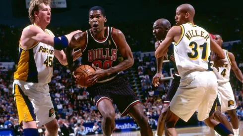 Parrish jugando con Jordan en los Bulls