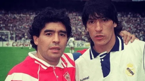Una foto histórica entre Maradona y Zamorano
