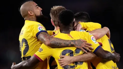 Arturo Vidal podría volver a vestir el 23 tras interés del Inter de Milán por Samuel Umtiti