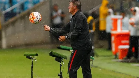 Claudio Borghi dirigiendo a Liga de Quito, su última experiencia como DT